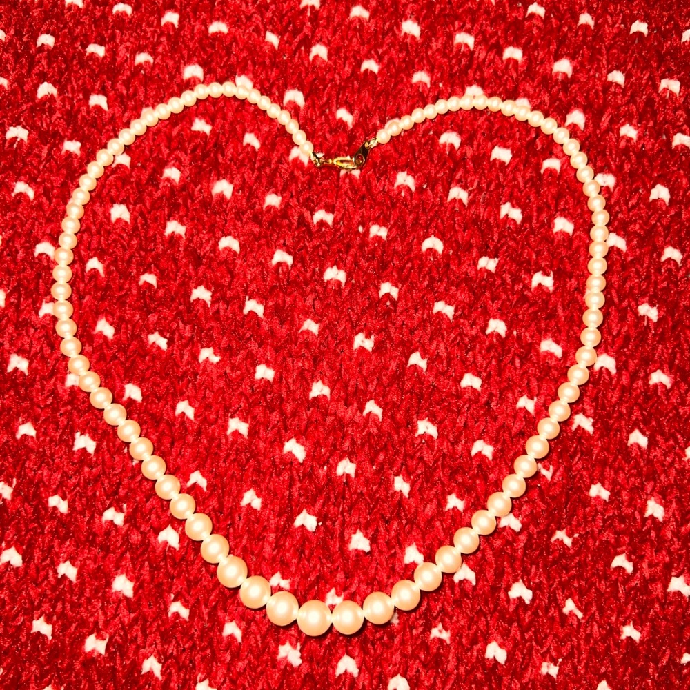 🐋🐚Pearl Necklace❤️ - Picture 2 of 8